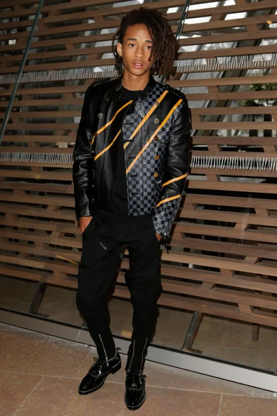 Look 3
